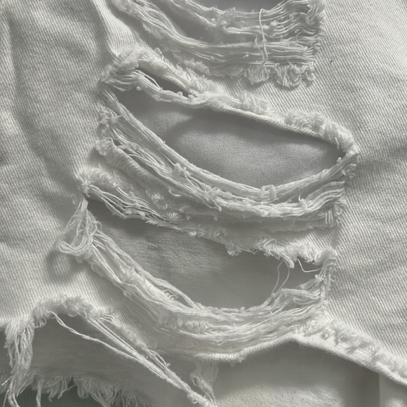 COPY - # 26NWT FREE PEOPLE WE THE FREE MAGGIE MID RISE SHORTS IN SIZE 26 and SI… - Picture 5 of 8